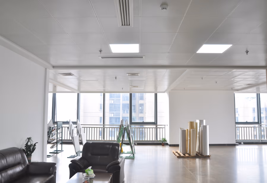 Clip-in ceiling